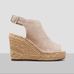 Kenneth Cole cream suede wedges